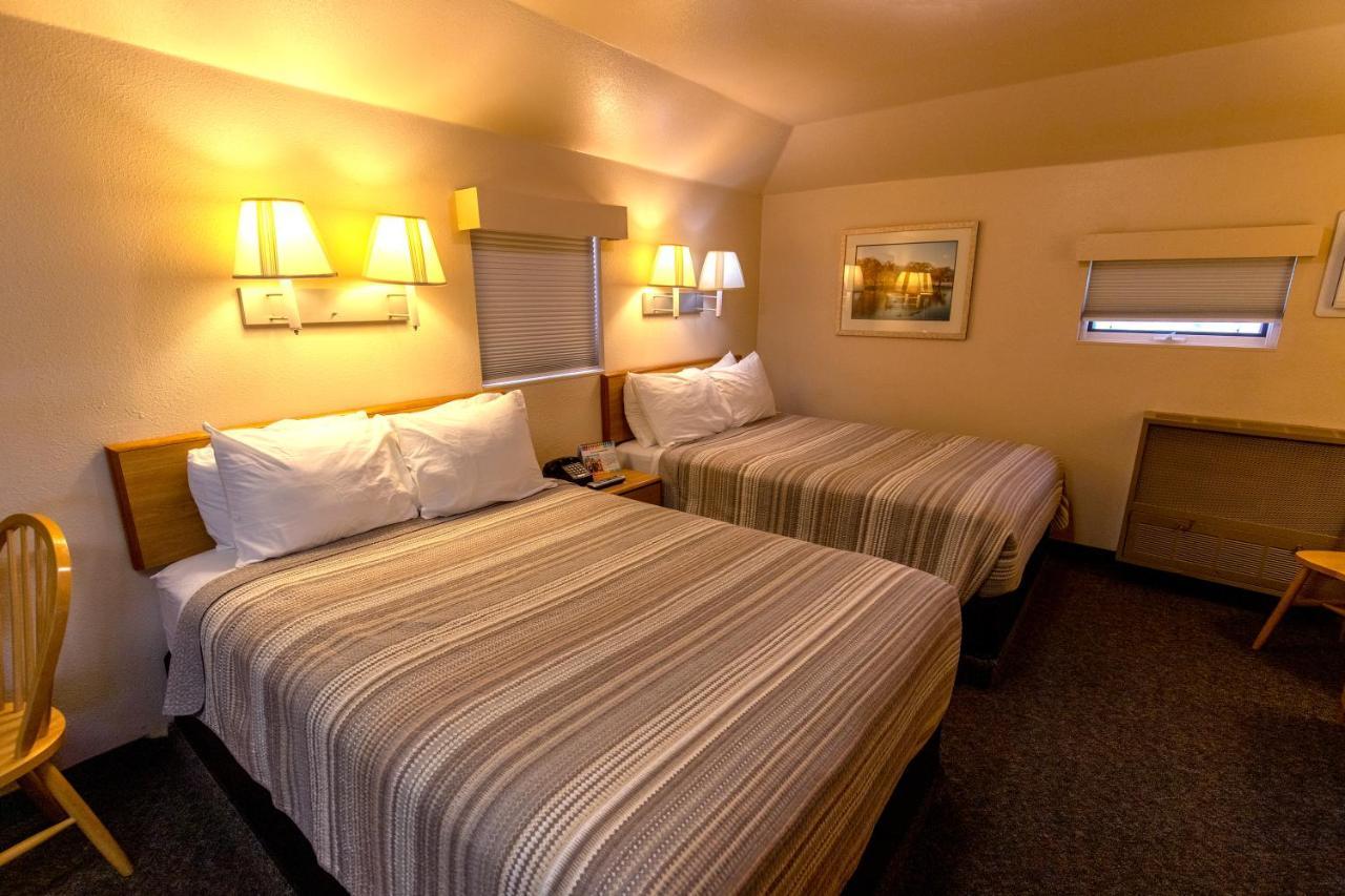 Woodland Motel Salida Extérieur photo